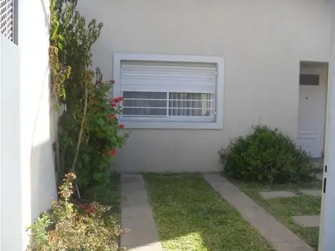 Depto Tipo Casa en Venta de 2 dormitorios