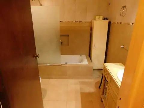 B OF 17 - DEPARTAMENTO DE 4 AMBIENTES.