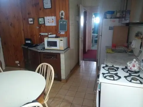 Departamento 4 ambientes con 2 baños