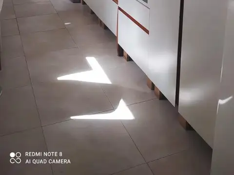 Departamento en Venta en Vicente Lopez Vias / Maipu, USD 181.000