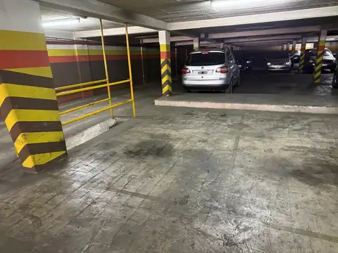 Congreso Amplia Cochera en Venta, rampa de fácil acceso