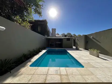 Depto Tipo Casa 4 ambientes con 2 baños