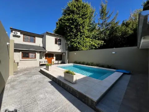 Chalet / PH 4 ambientes en venta en San Isidro