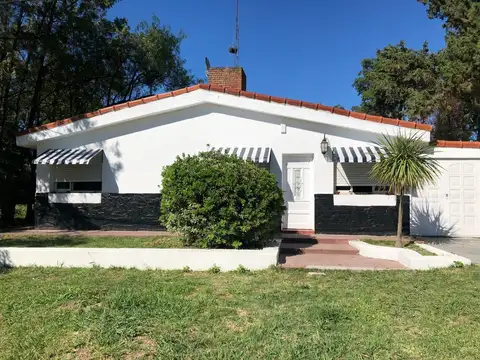 Gran Casa Quinta en Colonia Avellaneda
