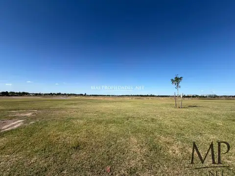 Lote en venta a la laguna en Canning Barrio Terralagos