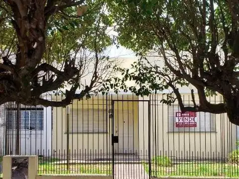 Casa  en Venta ubicado en Quilmes Oeste, Quilmes, G.B.A. Zona Sur - SVN0277_LP584063_1