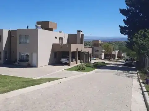 Casa en Venta en Villa Carlos Paz, USD 112.000