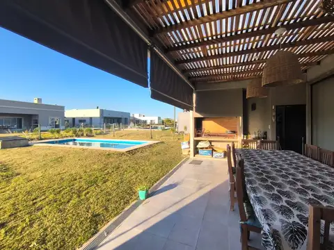 Casa en Venta- 4 AMB - C.C Manuel Belgrano - Ing. Maschwitz