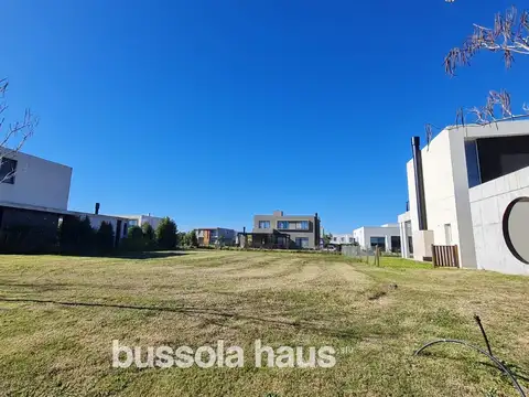 Terreno en Venta en Puertos - Barrio Ceibos, USD 119.000