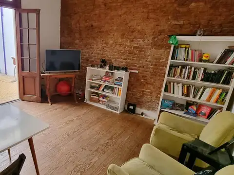Depto Tipo Casa en Venta al Este