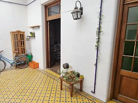 Depto Tipo Casa en Venta en Parque Chacabuco, USD 116.000