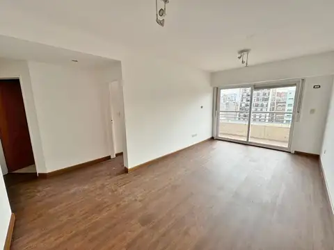 Juana Azurduy 2500, Piso 7°