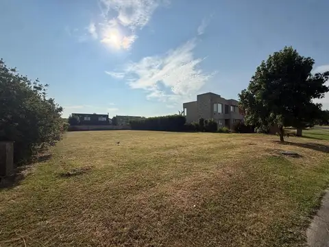 + cuotas / Lote en "Atardecer", Haras Santa María | 815 m