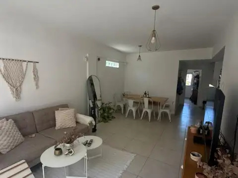 Departamento en Venta en Ingeniero Adolfo Sourdeaux, USD 65.000