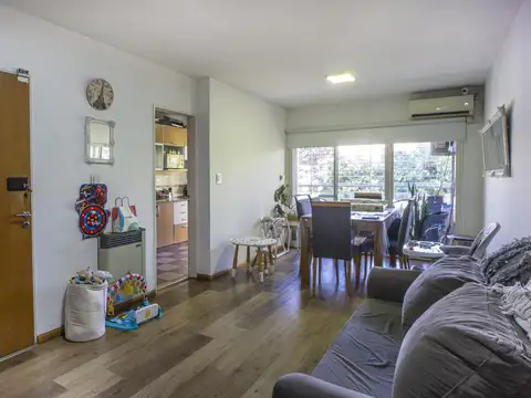 EN VENTA - DEPARTAMENTO - 2 DORMITORIOS  - CENTRO