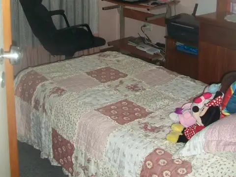 CASA 4 AMBIENTES C/ FONDO  + DEPTO 2 AMBIENTES   EN VENTA IDEAL 2 FAMILIAS   SAN JUSTO