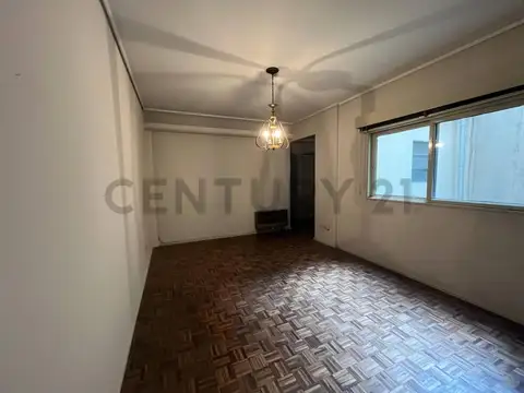 Departamento 3 ambientes con balcón en Caballito en Venta