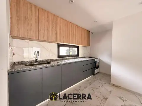 Depto Tipo Casa en Venta de 4 ambientes