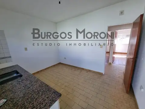 Depto Tipo Casa en Alquiler con 1 cochera