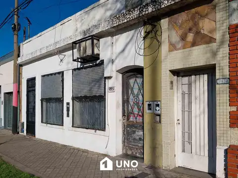 Ov Lagos y Uruguay - Casa de 1 Dormitorio.