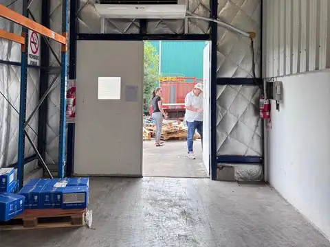 Galpon en Venta en Garin, USD 2.850.000