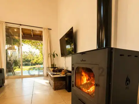 Casa en Venta con 1 cochera