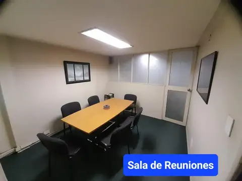 Oficina 4 ambientes con 1 baño