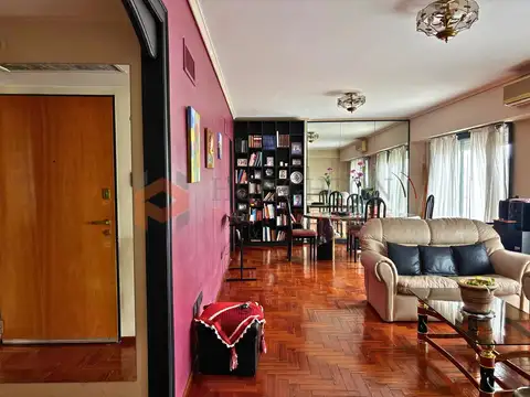 Departamento 4 ambientes con 2 baños