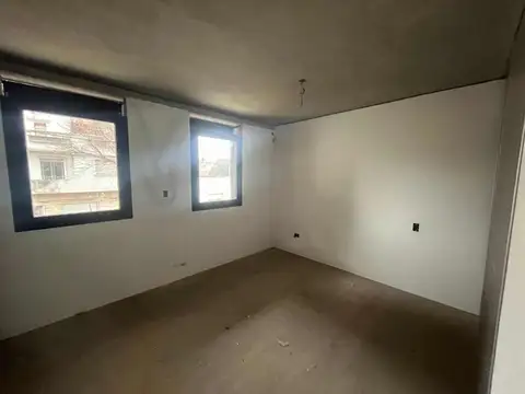 VENTA DEPTO 2 DORMITORIOS 27 DE FEB. ESQ PTE. ROCA
