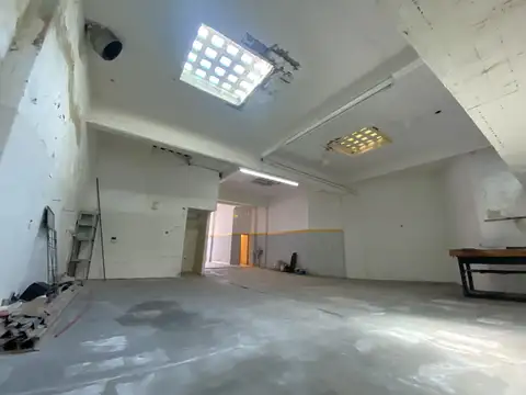 José León Cabezón 3700, Piso PB