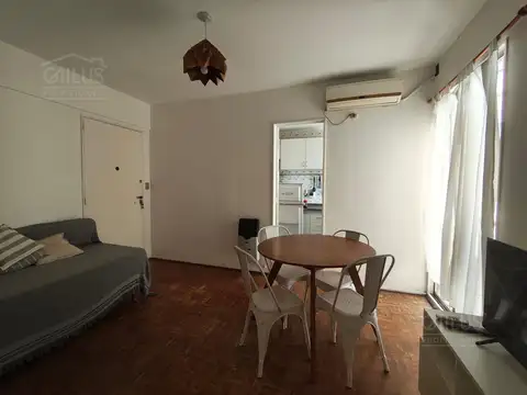 Departamento en Alquiler en Boedo, $ 650.000