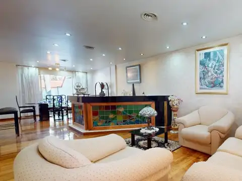 Casa 4 ambientes con 4 baños