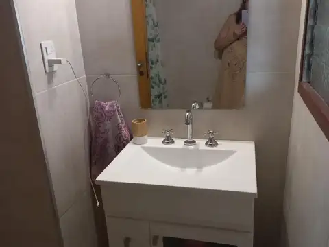 Depto Tipo Casa 2 ambientes con 1 baño