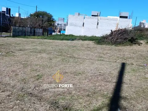 Lote en Lomas del Chateau