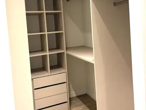 Departamento en Alquiler con 1 cocheras