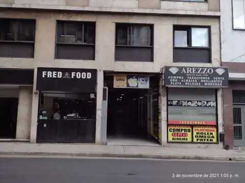 Vendo x Viaje local galería  A Pasos Obelisco!    