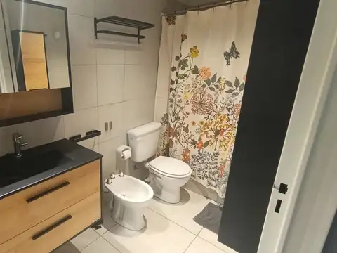 VENTA 2 AMBIENTES  EXCELENTE CON BALCON - BARRACAS