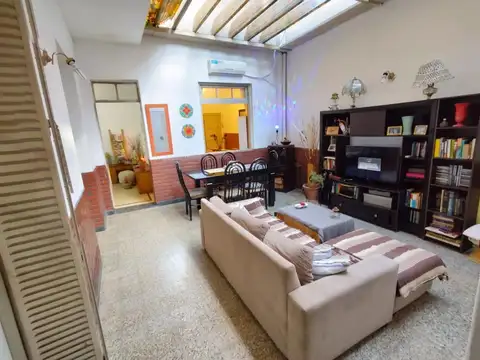 Casa en Venta en Parque Avellaneda, USD 160.000