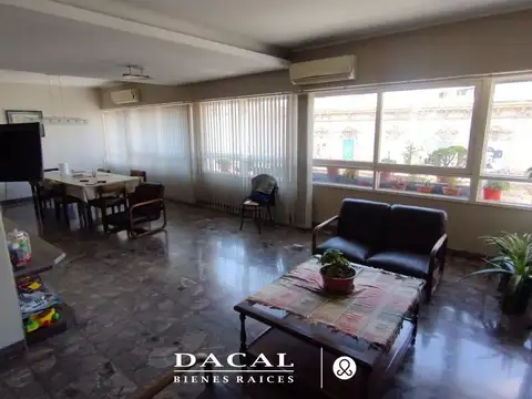 Diag. 80 e/ 46 y Diag. 77 n 881 Piso 100