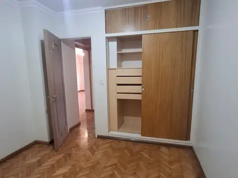 Departamento 4 ambientes con 1 baño