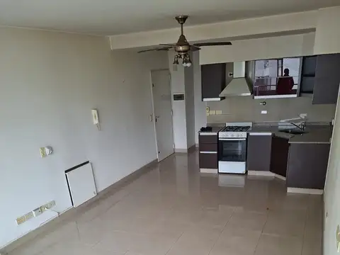 Avenida Directorio 1200