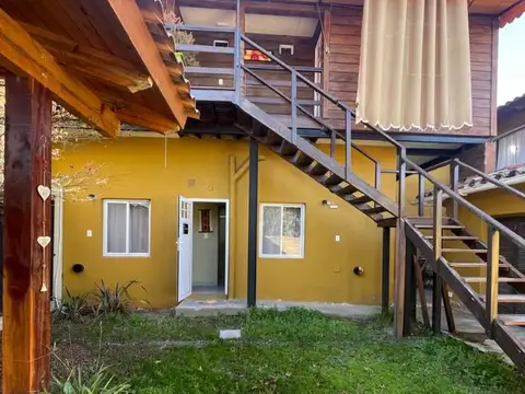 HOSTEL EN VENTA PLENO CENTRO CALAMUCHITA REMODELADO