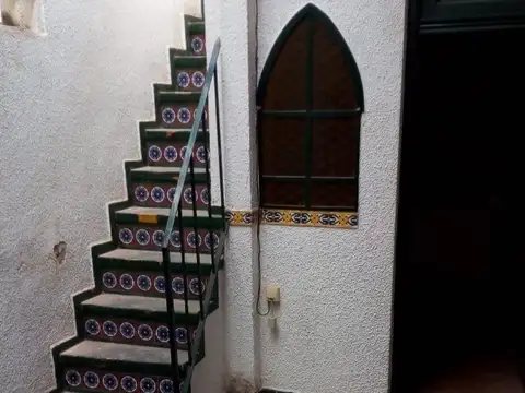 PH CUATRO AMBIENTES DOS BAÑOS, PATIO Y GRAN TERRAZA