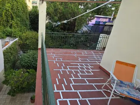 CASA 5 AMBIENTES LOTE PROPIO - VILLA EL PARQUE