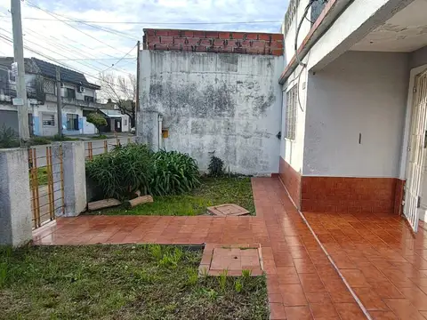 Casa en Venta en Castelar Norte, USD 75.000