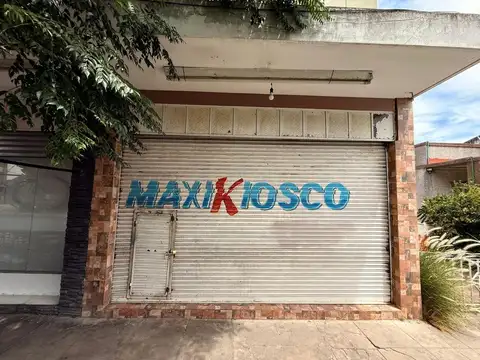 LOCAL EN ALQUILER - SOBRE AVENIDA A METROS DE COLEGIO