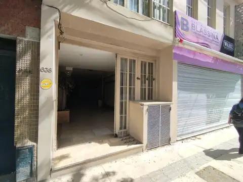 Oficina 2 ambientes con 2 baños