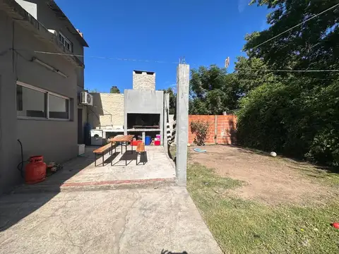 Sarmiento 1400