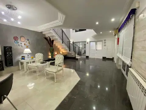 Casa en Venta en Lanús Oeste, USD 550.000