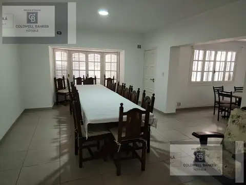 Depto Tipo Casa 4 ambientes con 2 baños